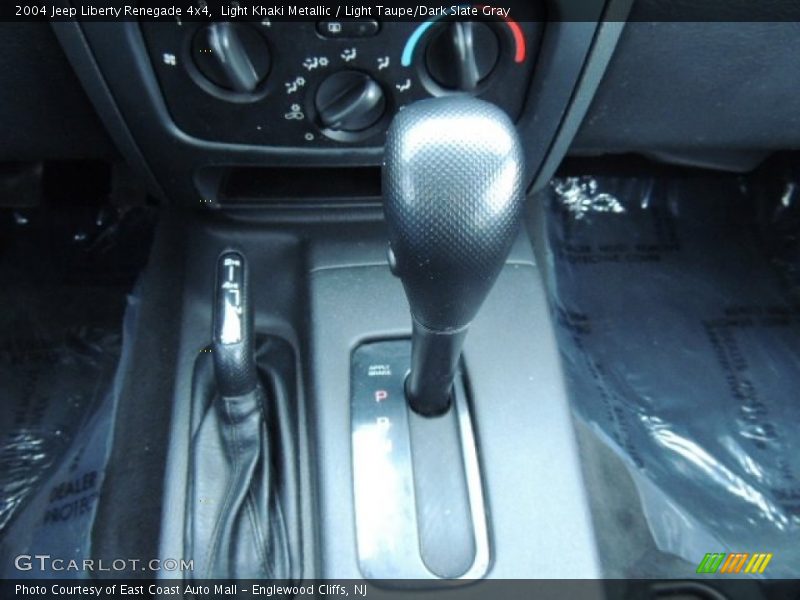 Light Khaki Metallic / Light Taupe/Dark Slate Gray 2004 Jeep Liberty Renegade 4x4