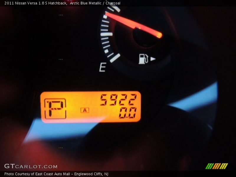 Arctic Blue Metallic / Charcoal 2011 Nissan Versa 1.8 S Hatchback