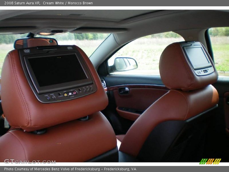Cream White / Morocco Brown 2008 Saturn Aura XR