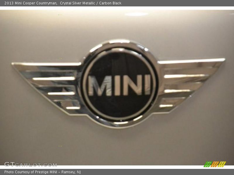 Crystal Silver Metallic / Carbon Black 2013 Mini Cooper Countryman