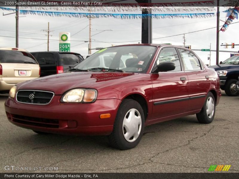 Cassis Red Pearl / Gray 2000 Suzuki Esteem GL Sedan