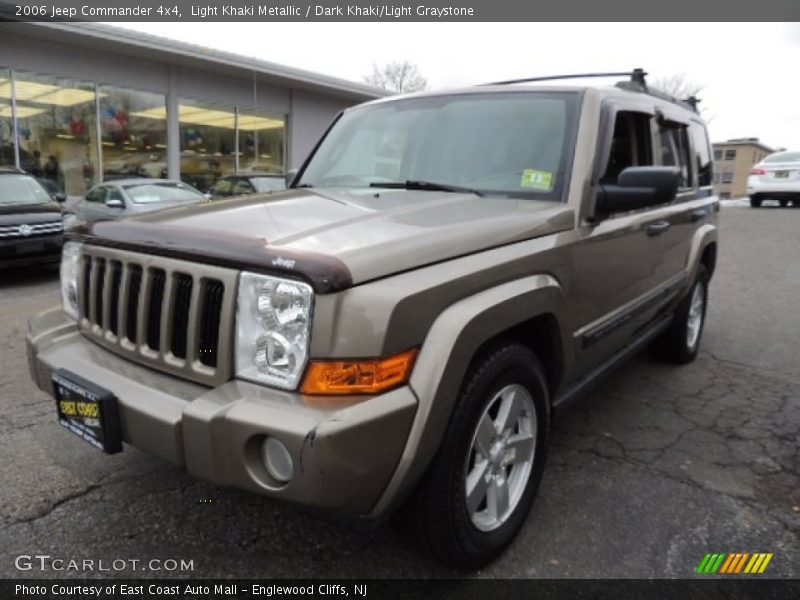 Light Khaki Metallic / Dark Khaki/Light Graystone 2006 Jeep Commander 4x4