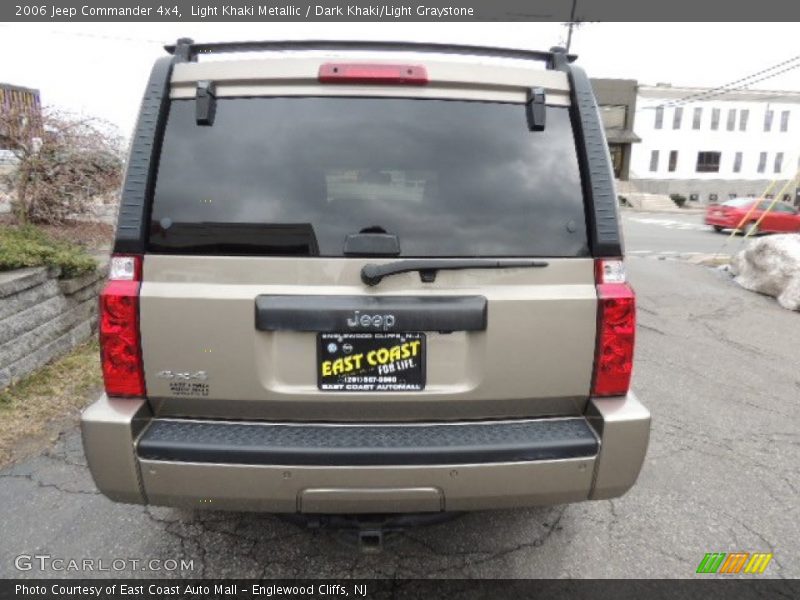 Light Khaki Metallic / Dark Khaki/Light Graystone 2006 Jeep Commander 4x4