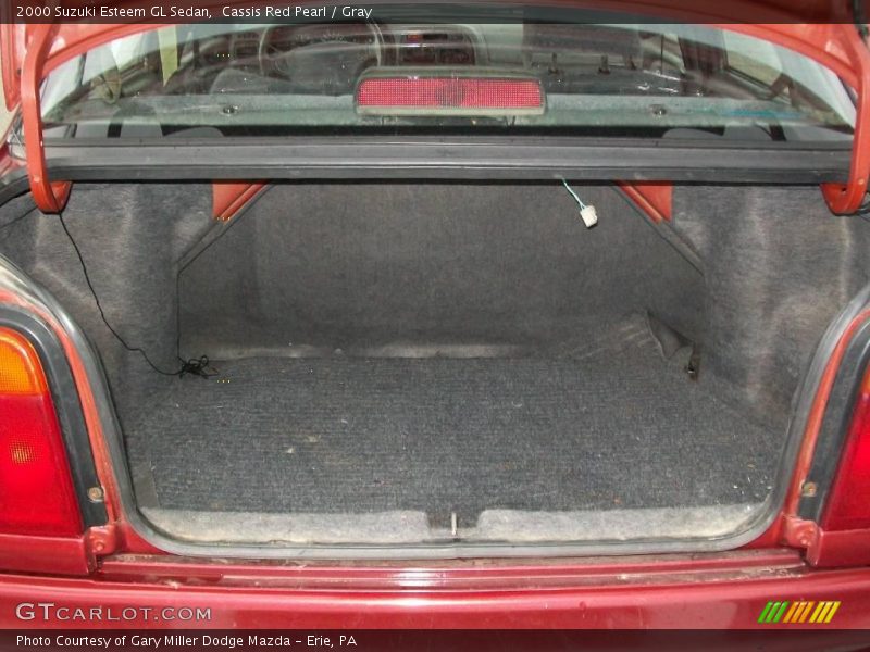 Cassis Red Pearl / Gray 2000 Suzuki Esteem GL Sedan