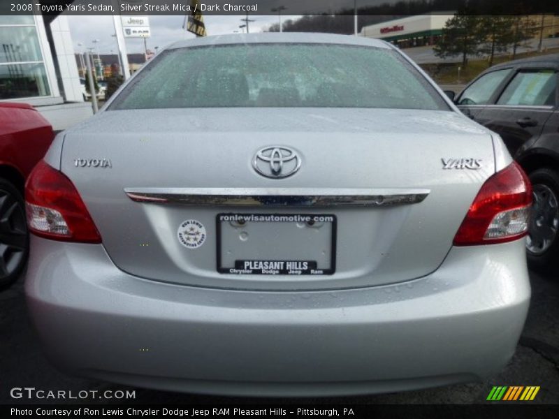 Silver Streak Mica / Dark Charcoal 2008 Toyota Yaris Sedan