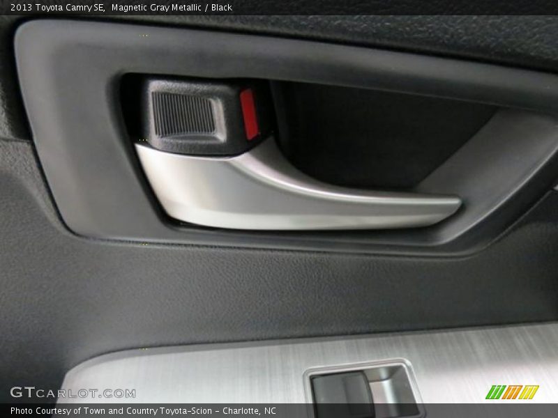 Magnetic Gray Metallic / Black 2013 Toyota Camry SE