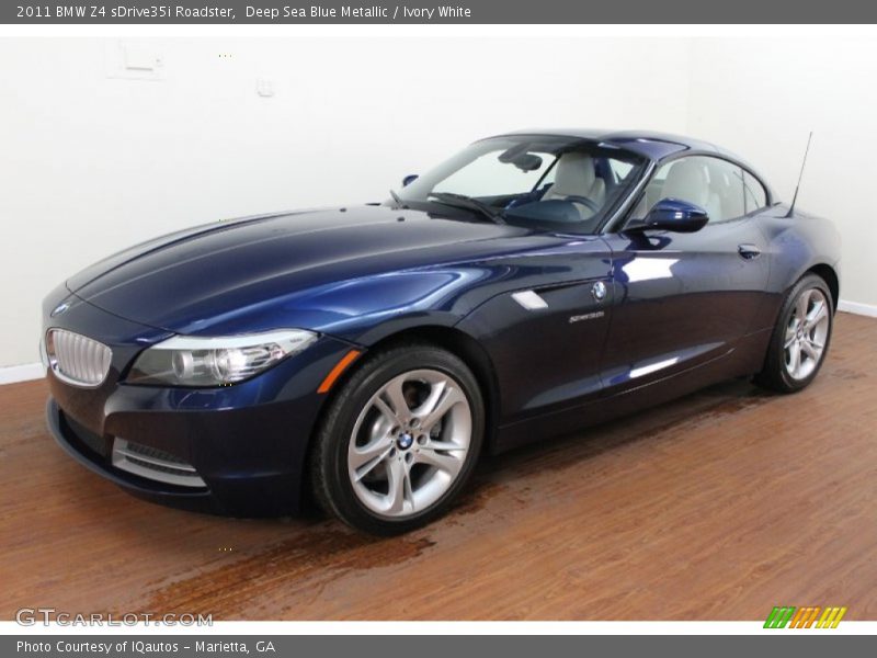 Front 3/4 View of 2011 Z4 sDrive35i Roadster