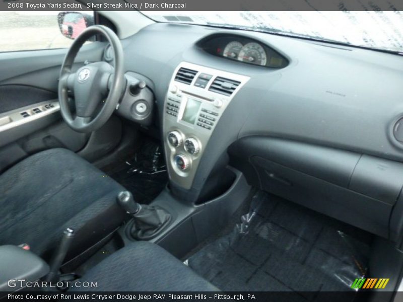 Silver Streak Mica / Dark Charcoal 2008 Toyota Yaris Sedan