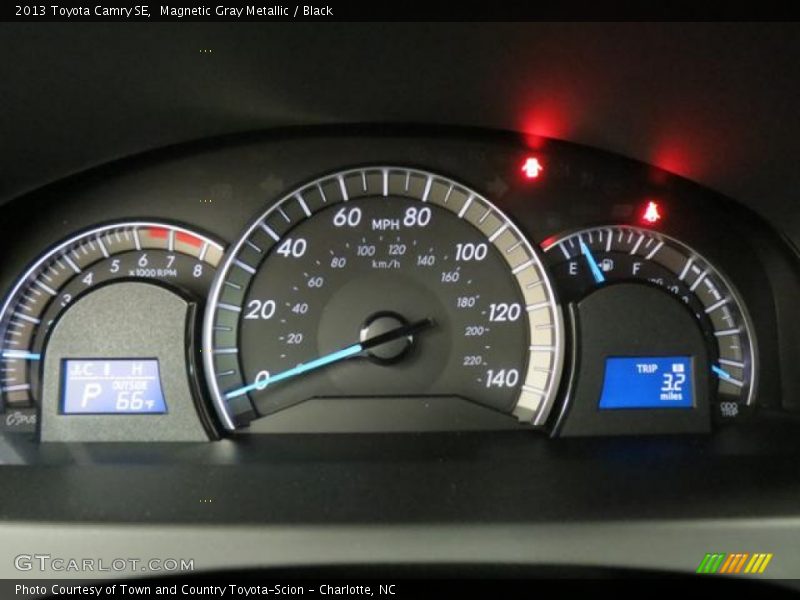 Magnetic Gray Metallic / Black 2013 Toyota Camry SE