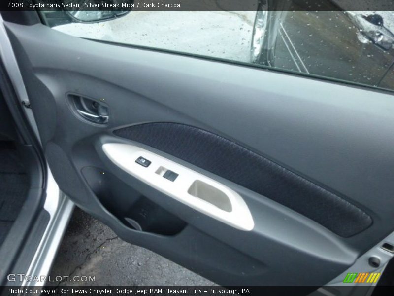 Silver Streak Mica / Dark Charcoal 2008 Toyota Yaris Sedan