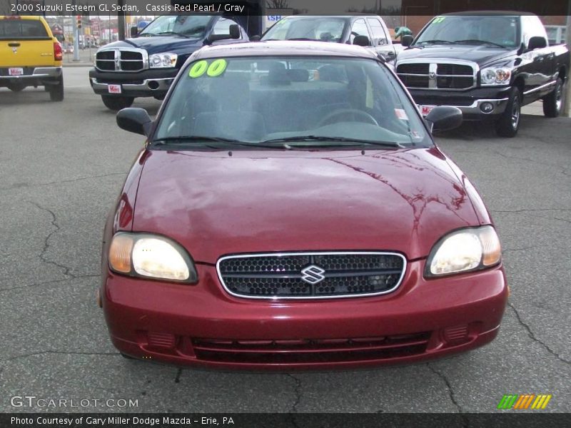 Cassis Red Pearl / Gray 2000 Suzuki Esteem GL Sedan