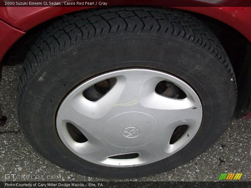 Cassis Red Pearl / Gray 2000 Suzuki Esteem GL Sedan
