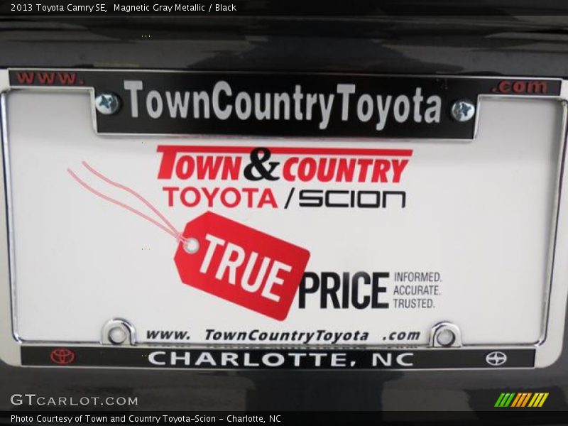 Magnetic Gray Metallic / Black 2013 Toyota Camry SE
