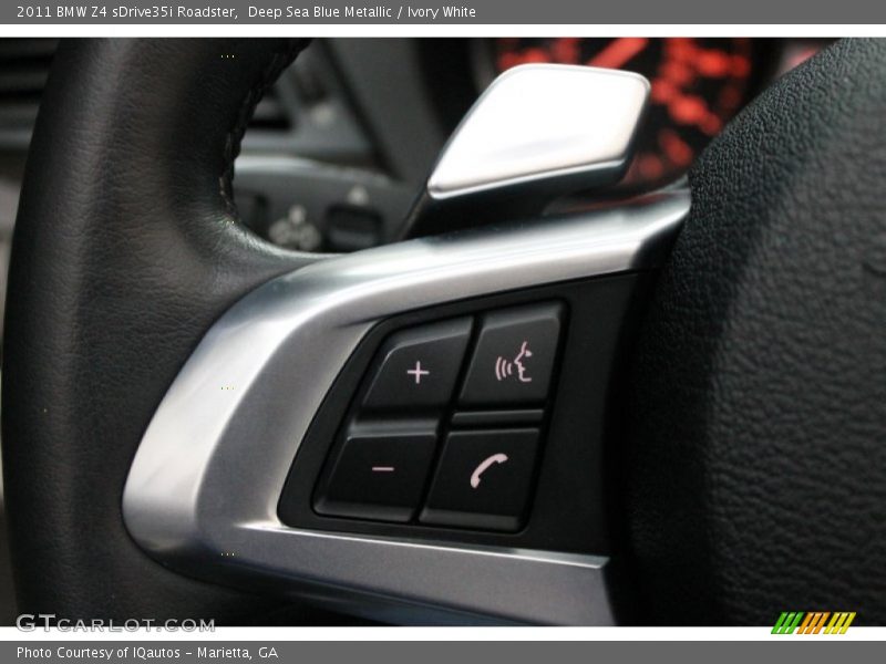 Controls of 2011 Z4 sDrive35i Roadster