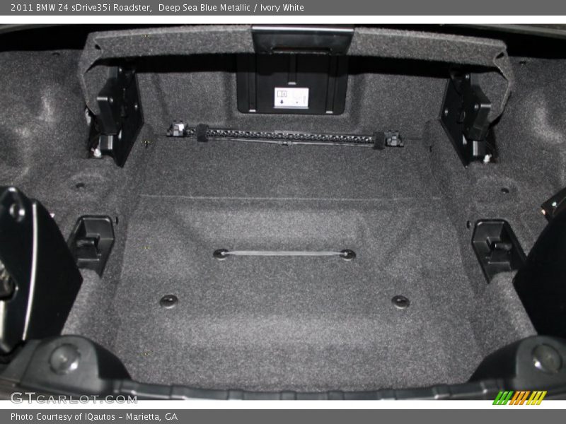  2011 Z4 sDrive35i Roadster Trunk