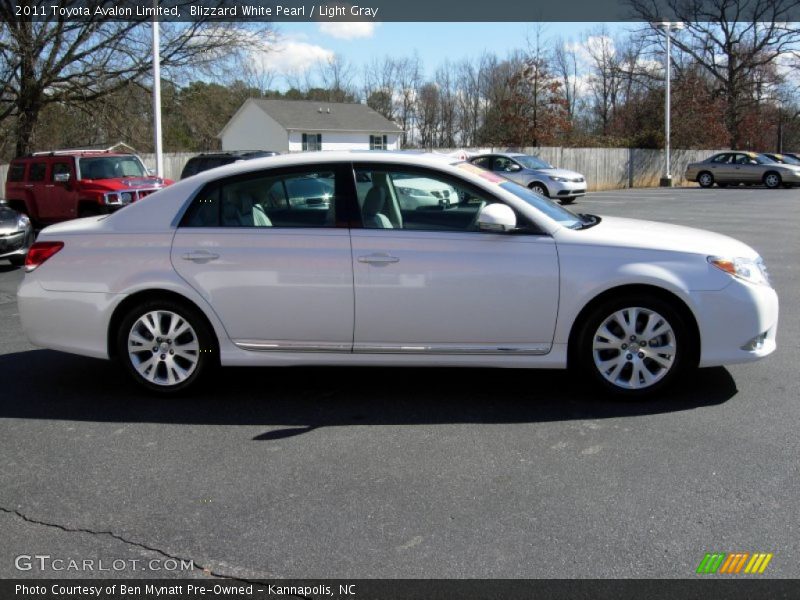 Blizzard White Pearl / Light Gray 2011 Toyota Avalon Limited