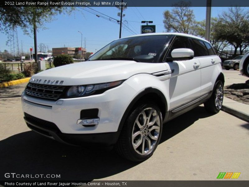 Front 3/4 View of 2012 Range Rover Evoque Prestige