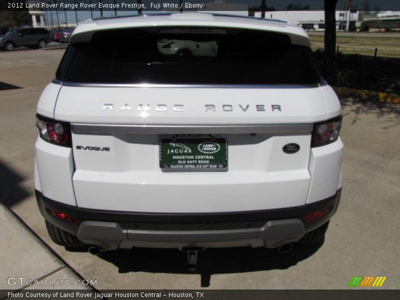 Fuji White / Ebony 2012 Land Rover Range Rover Evoque Prestige