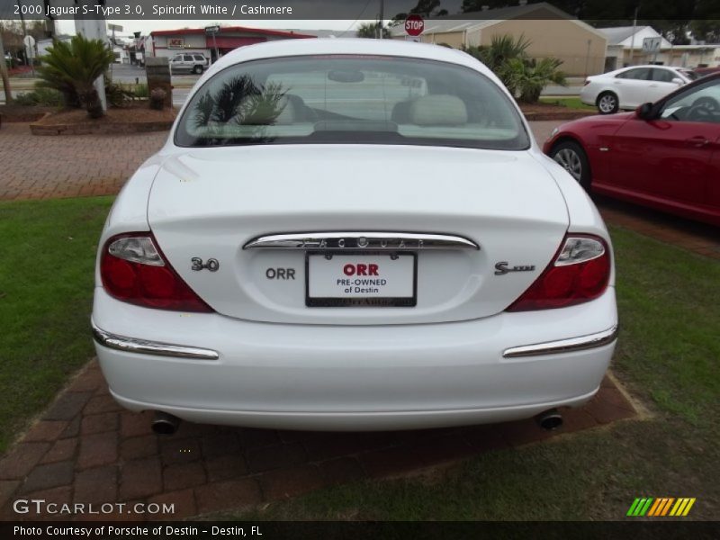 Spindrift White / Cashmere 2000 Jaguar S-Type 3.0
