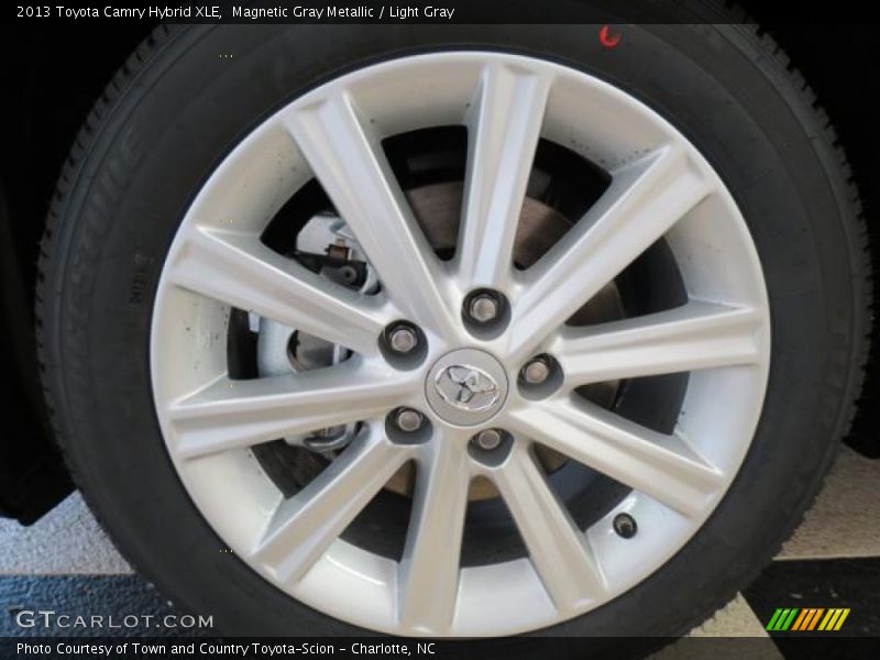 Magnetic Gray Metallic / Light Gray 2013 Toyota Camry Hybrid XLE