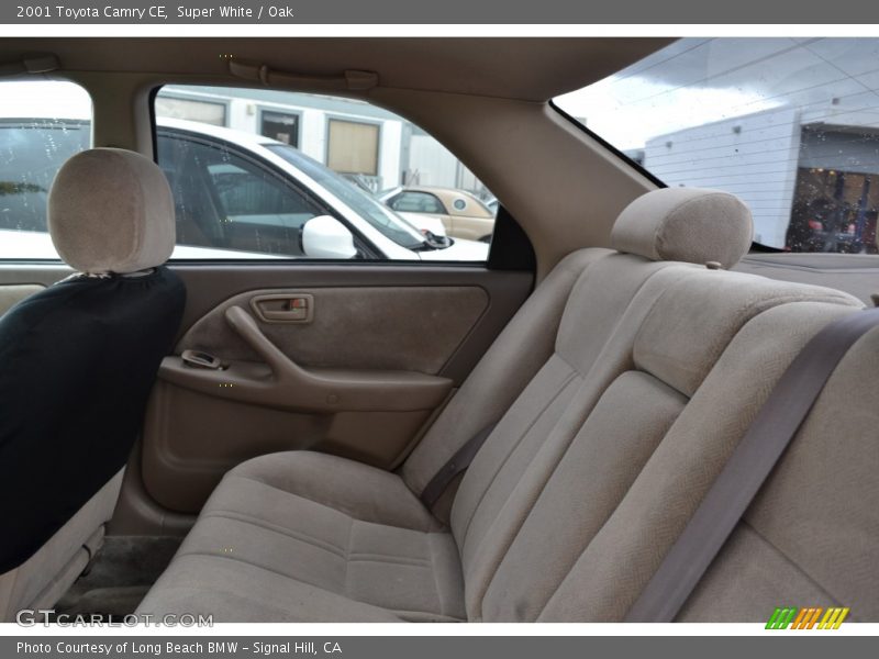 Super White / Oak 2001 Toyota Camry CE