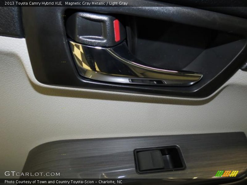 Magnetic Gray Metallic / Light Gray 2013 Toyota Camry Hybrid XLE