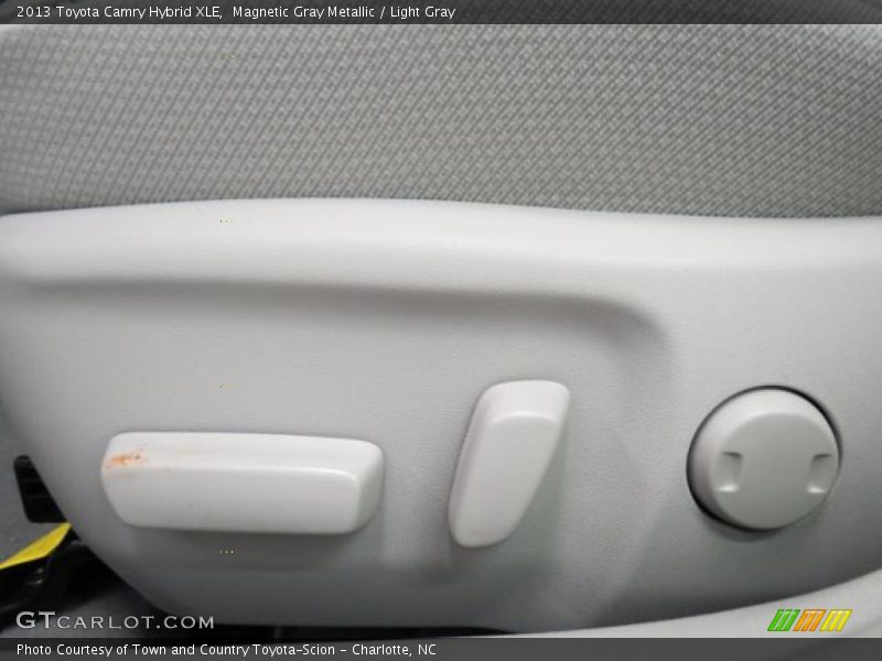 Magnetic Gray Metallic / Light Gray 2013 Toyota Camry Hybrid XLE