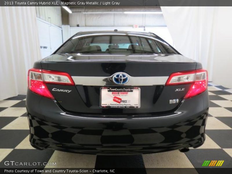 Magnetic Gray Metallic / Light Gray 2013 Toyota Camry Hybrid XLE