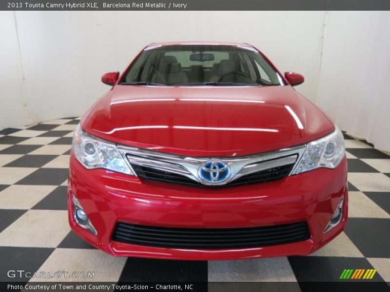 Barcelona Red Metallic / Ivory 2013 Toyota Camry Hybrid XLE