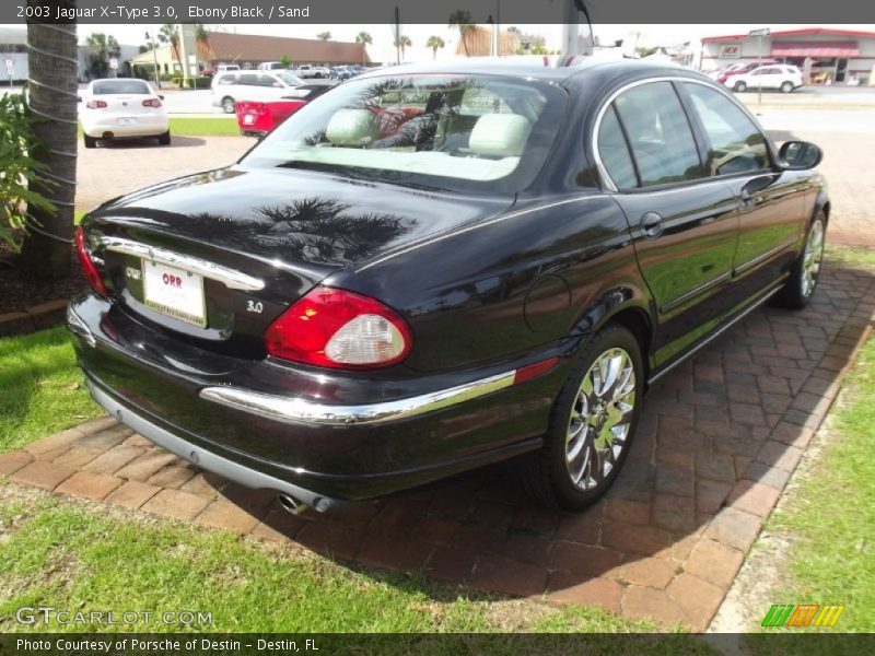 Ebony Black / Sand 2003 Jaguar X-Type 3.0