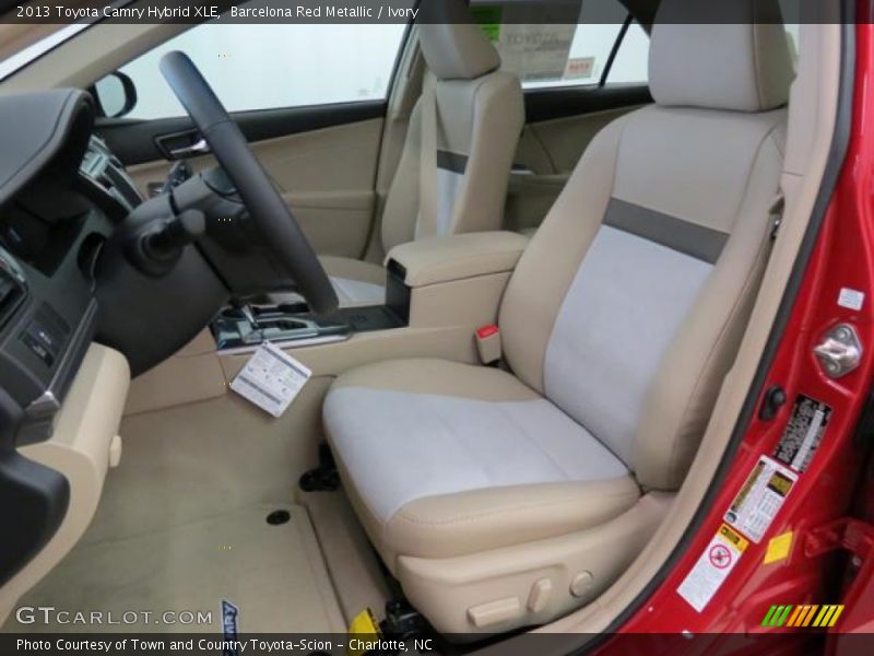 Barcelona Red Metallic / Ivory 2013 Toyota Camry Hybrid XLE