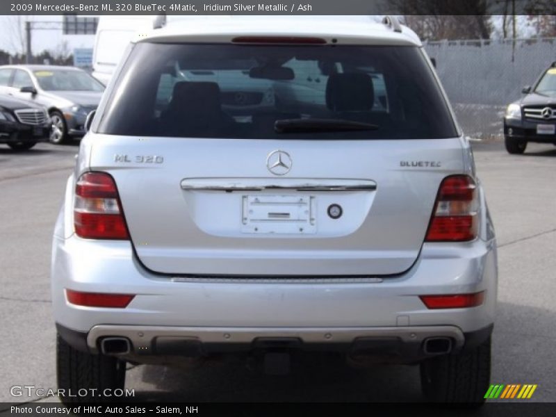 Iridium Silver Metallic / Ash 2009 Mercedes-Benz ML 320 BlueTec 4Matic