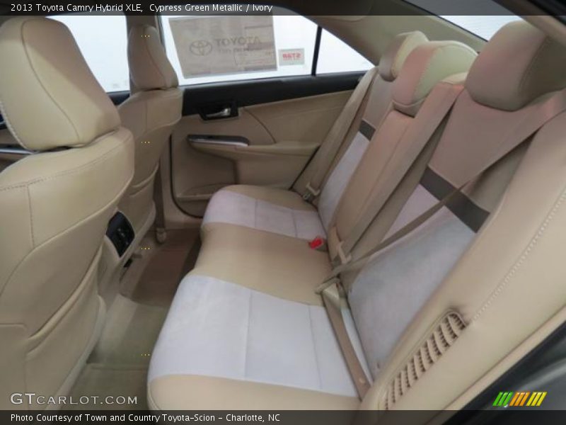 Cypress Green Metallic / Ivory 2013 Toyota Camry Hybrid XLE
