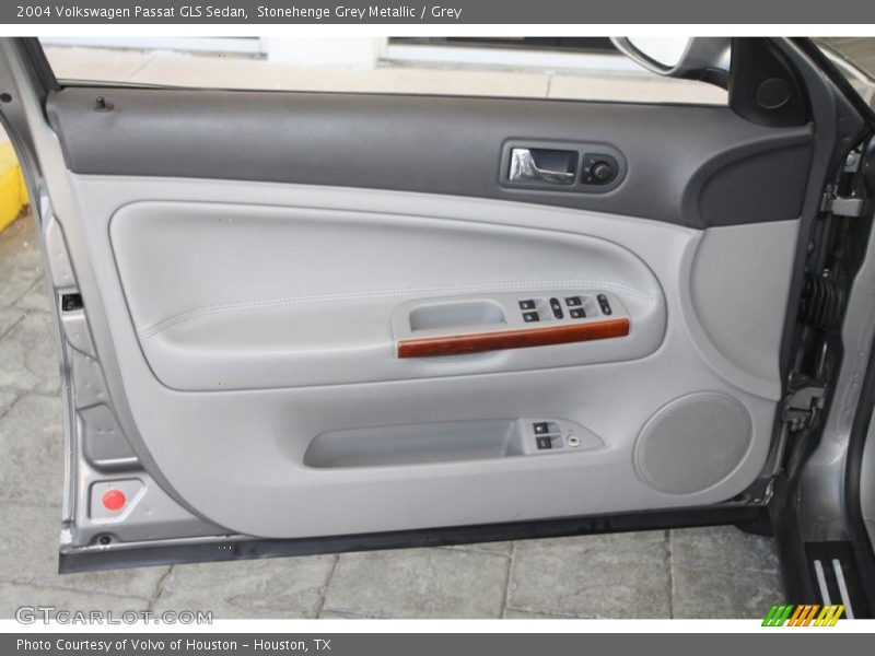 Stonehenge Grey Metallic / Grey 2004 Volkswagen Passat GLS Sedan