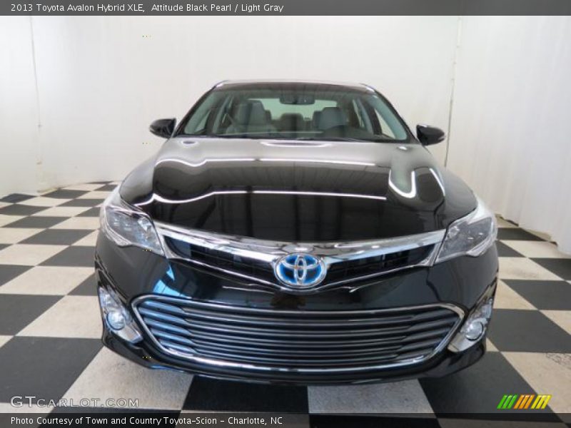 Attitude Black Pearl / Light Gray 2013 Toyota Avalon Hybrid XLE