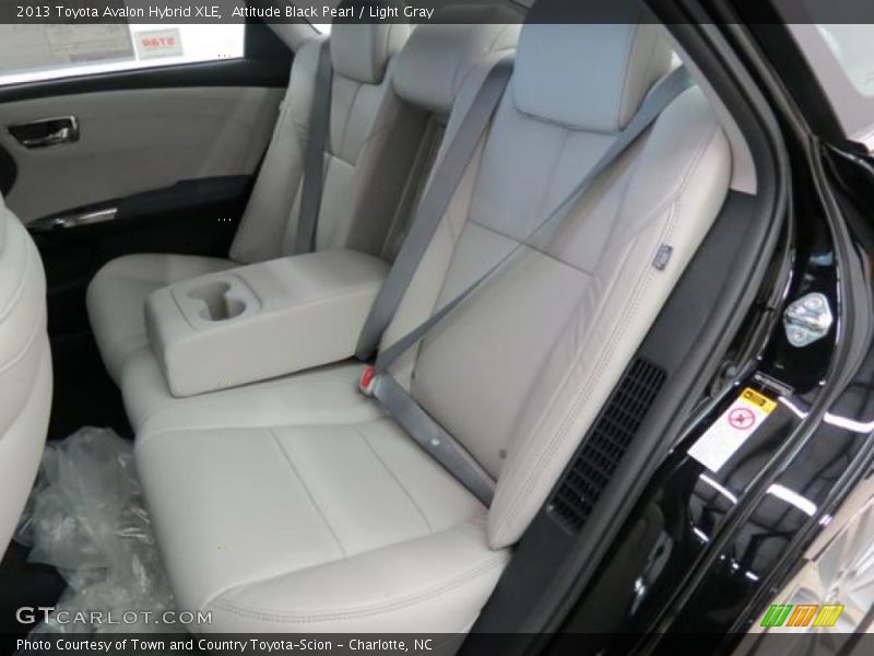 Attitude Black Pearl / Light Gray 2013 Toyota Avalon Hybrid XLE
