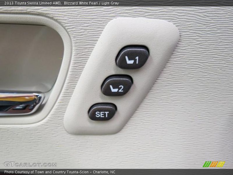 Blizzard White Pearl / Light Gray 2013 Toyota Sienna Limited AWD