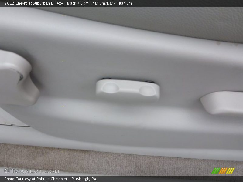 Black / Light Titanium/Dark Titanium 2012 Chevrolet Suburban LT 4x4