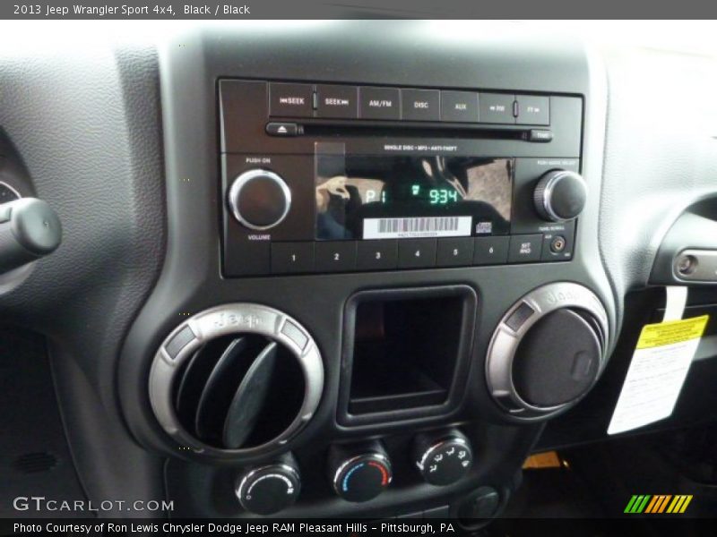 Black / Black 2013 Jeep Wrangler Sport 4x4