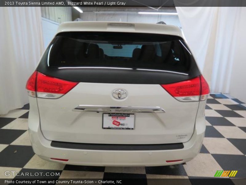 Blizzard White Pearl / Light Gray 2013 Toyota Sienna Limited AWD