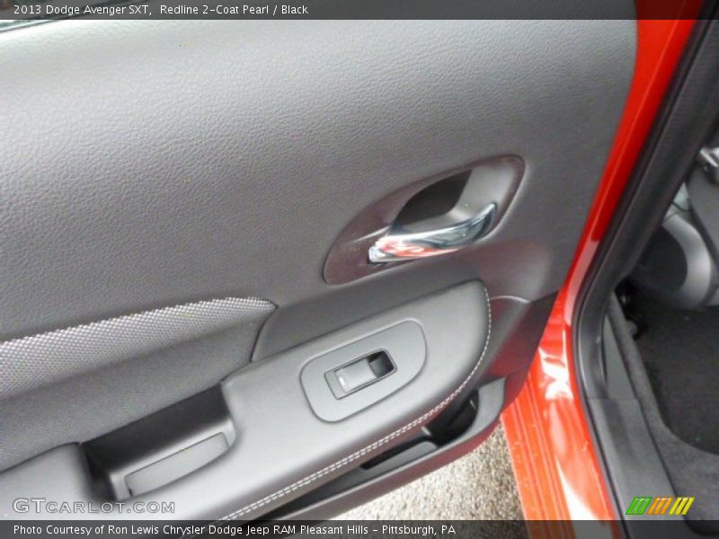 Redline 2-Coat Pearl / Black 2013 Dodge Avenger SXT