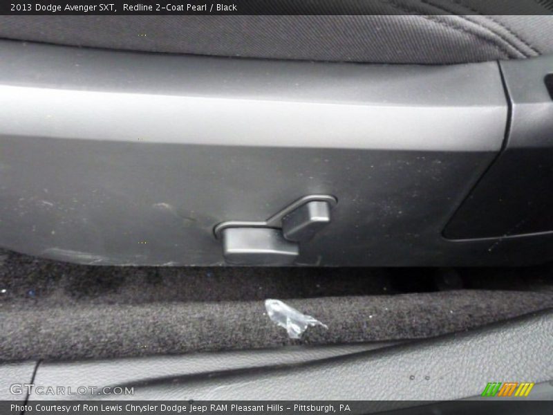 Redline 2-Coat Pearl / Black 2013 Dodge Avenger SXT