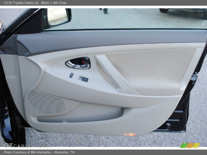 Black / Ash Gray 2010 Toyota Camry LE
