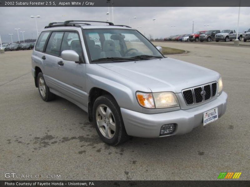 Aspen White / Gray 2002 Subaru Forester 2.5 S