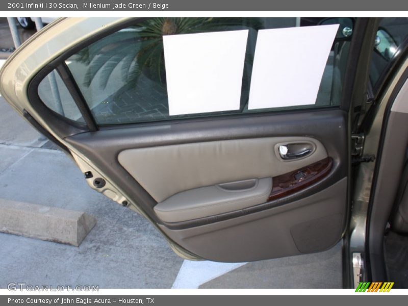 Door Panel of 2001 I 30 Sedan
