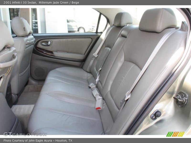 Rear Seat of 2001 I 30 Sedan