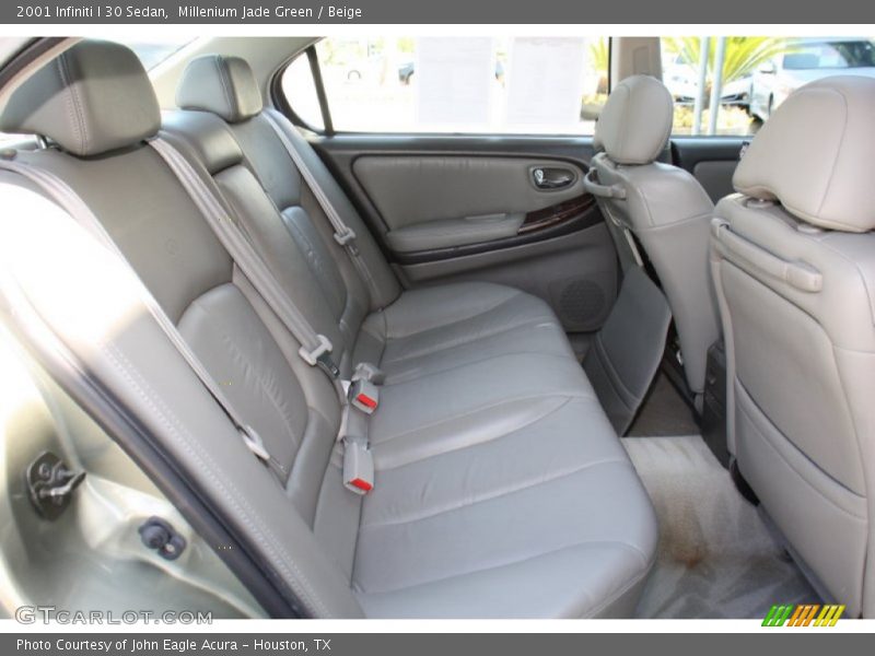 Rear Seat of 2001 I 30 Sedan