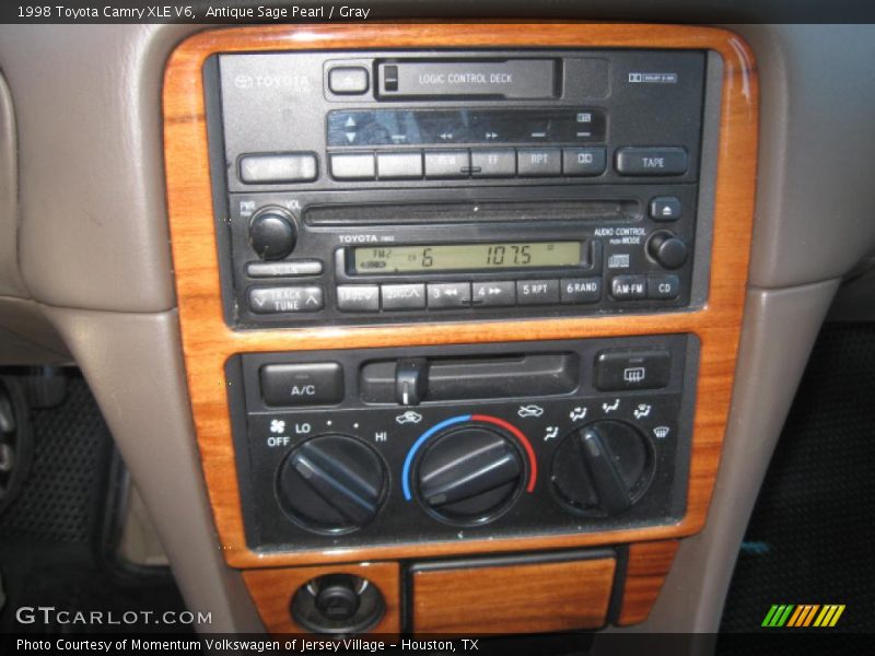 Antique Sage Pearl / Gray 1998 Toyota Camry XLE V6