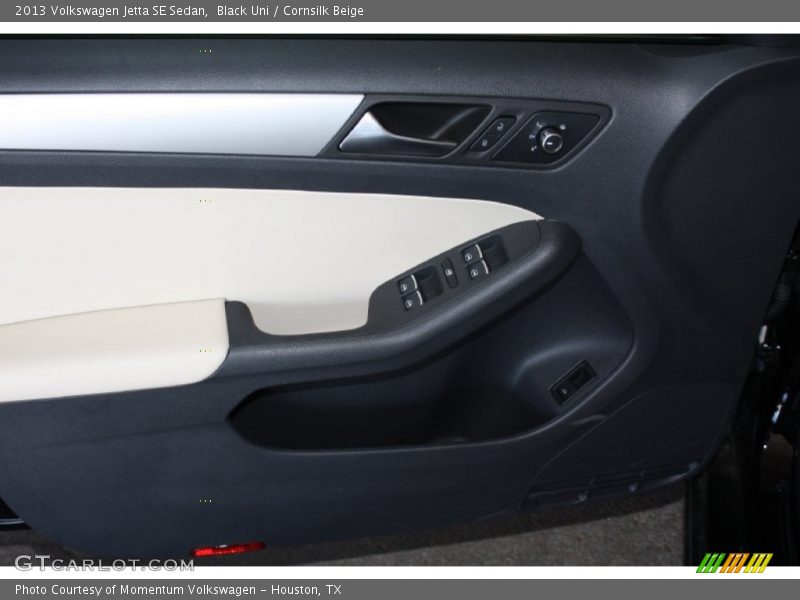 Black Uni / Cornsilk Beige 2013 Volkswagen Jetta SE Sedan