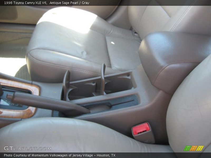 Antique Sage Pearl / Gray 1998 Toyota Camry XLE V6